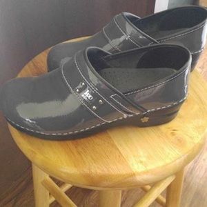 Sanita , by Koi nursing shoes